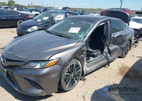 2019 Toyota Camry Xse z USA, uszkodzony, nr VIN 4T1B61HK2KU725058